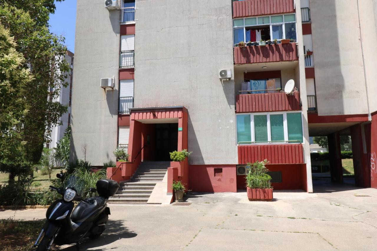 Sneky Pula Exterior foto